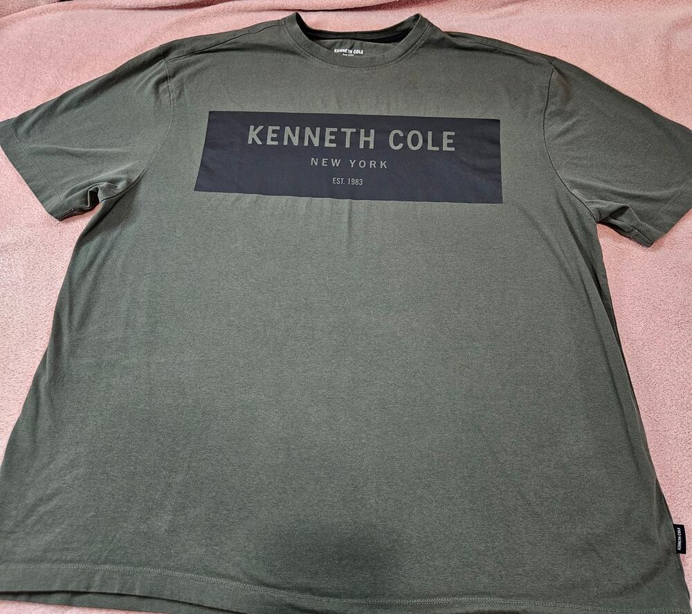 Kenneth Cole New York Olive Green Graphic Chest Logo Crewneck T-Shirt Size 2XL